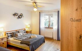 The Dolomiti View - Your Luxury Room In The Alps